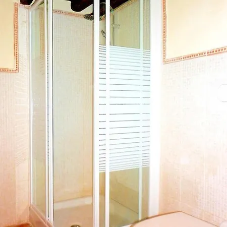 Contessa Media, Central Spoleto, Sleeps 4 Appartamento
