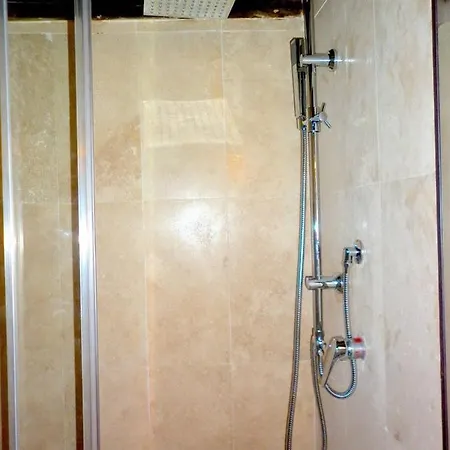 Contessa Media, Central Spoleto, Sleeps 4 Apartment Spoleto
